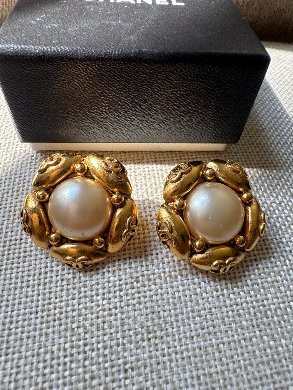 Vintage Chanel 1994 Chubby Flower Faux Pearl Earrings